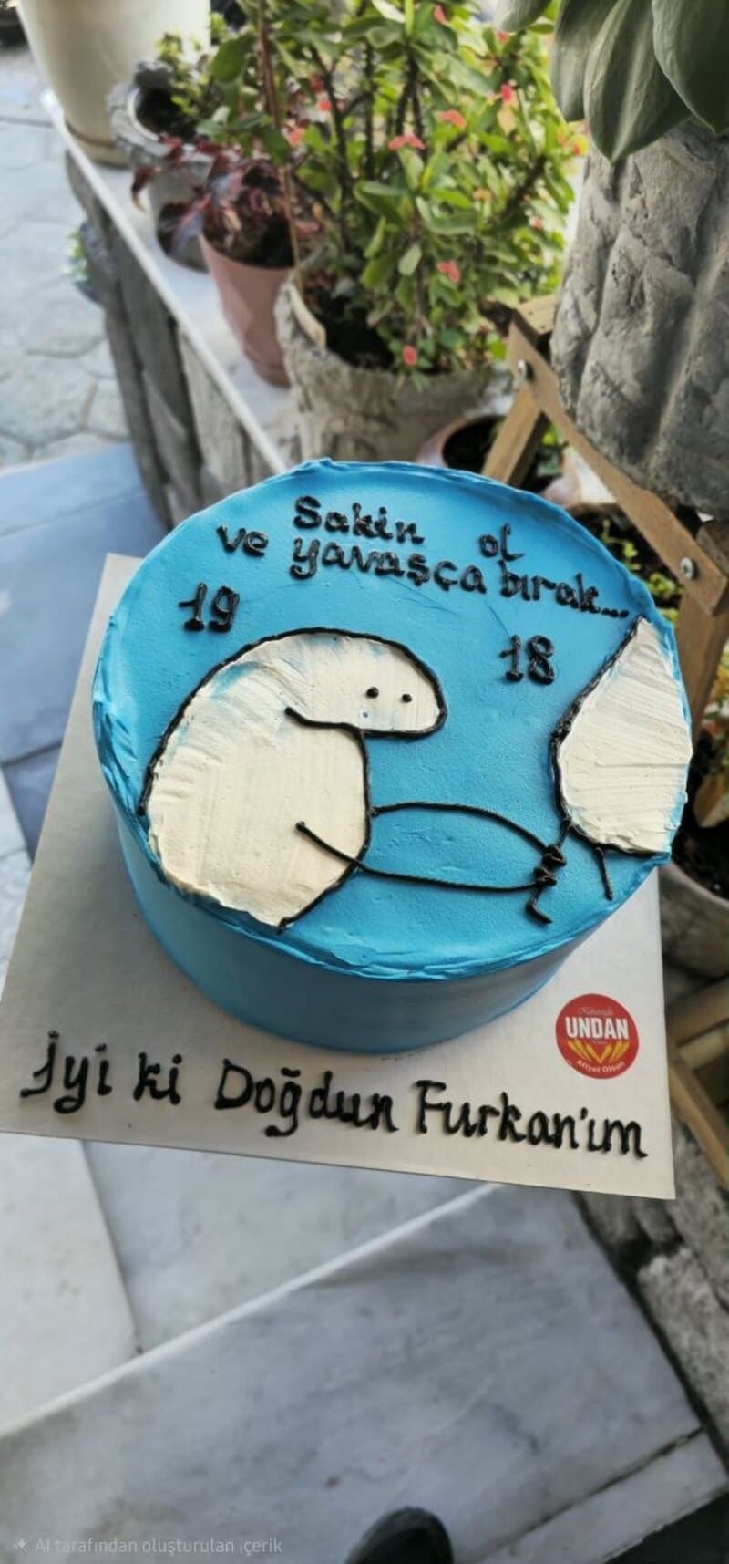 Kişiye özel yazı ve çizim ile hazırlanmış doğum günü pastası. Kibaroğlu UNDAN Nimetler